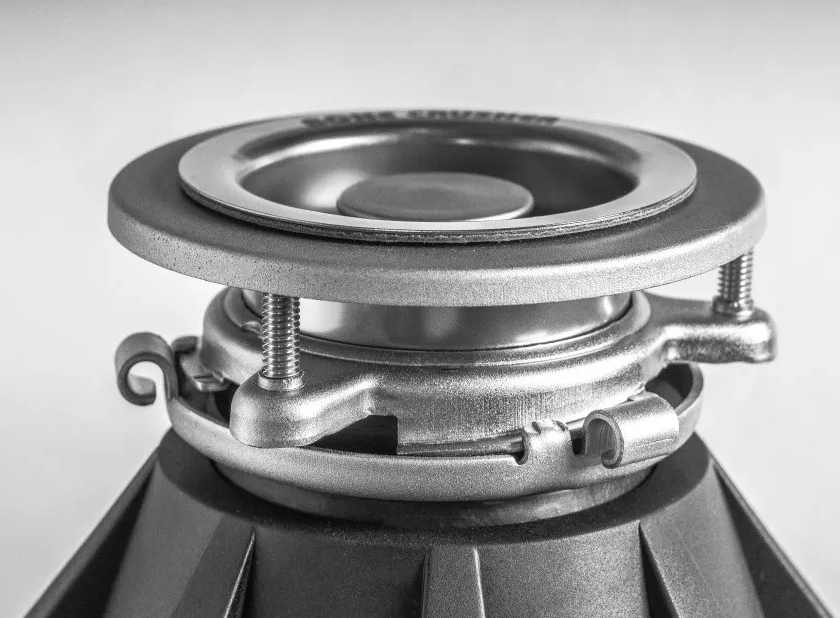 Измельчитель пищевых отходов бытовой BoneCrusher 610 AS